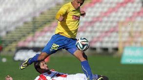 Leixões-Estoril, 1-5: Tempestade Lopes caiu sobre o Mar