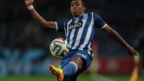 Alex Sandro beneficia de plano de proteção