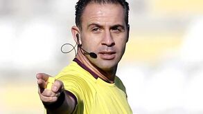 Duarte Gomes com vários erros