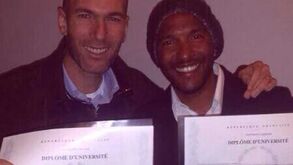 Zidane forma-se em gestão desportiva