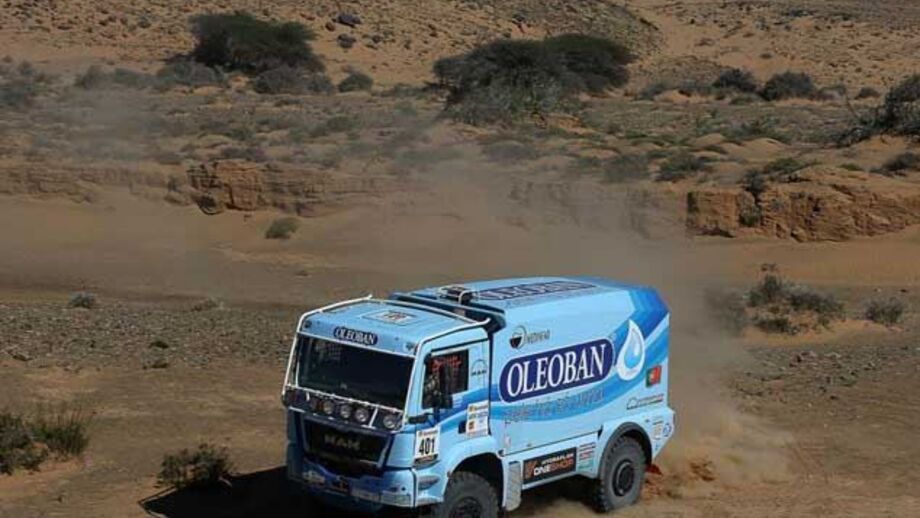 Dakar'2014: Elisabete Jacinto reforça 2.º posto nos camiões