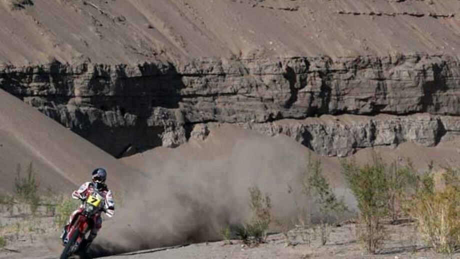 Dakar'2014: Hélder Rodrigues continua a subir