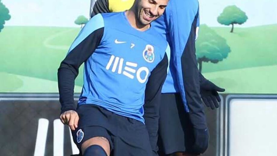 Quaresma estreia-se e Carlos Eduardo regressa