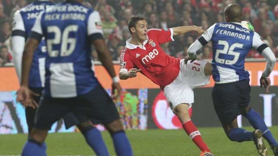 Matic quer prémio Puskas