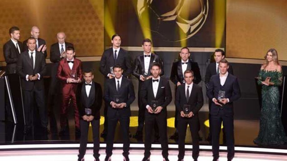 Ronaldo e Messi encabeçam melhor onze de 2013