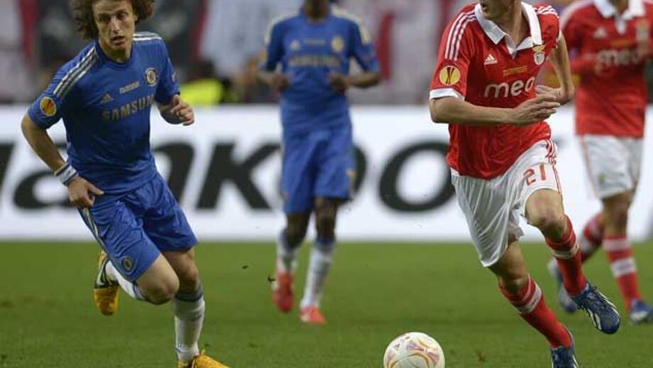 David Luiz volta a gerar receita na Luz
