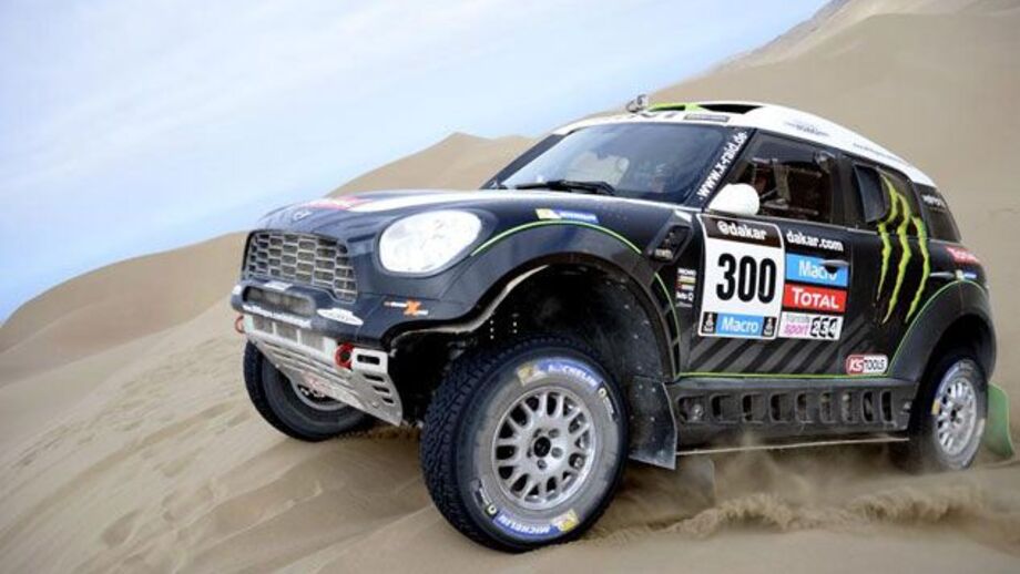 Dakar'2014: Peterhansel a morder os calcanhares de Roma