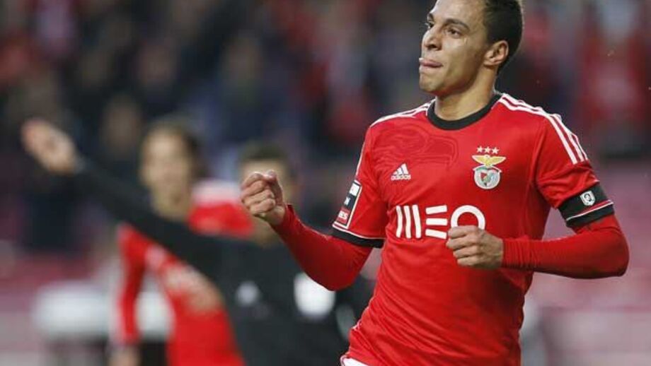 Rodrigo bate à porta de Del Bosque