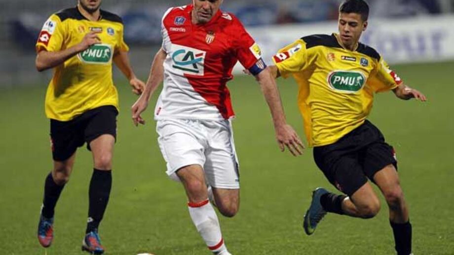 Monaco tem de pagar 50 milhões para continuar na Liga francesa 