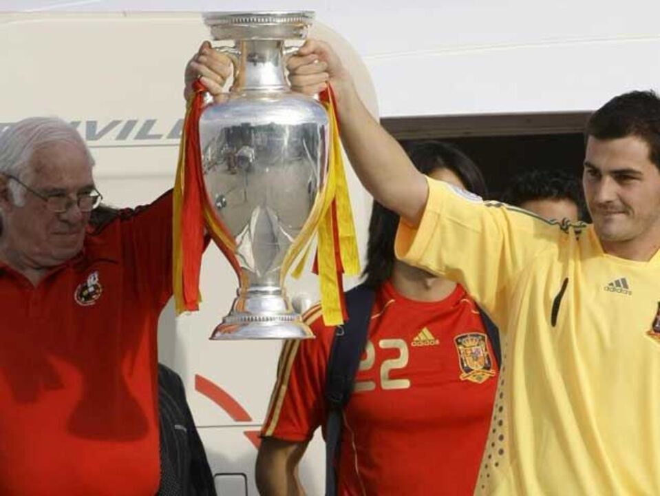 Casillas: «Devo muito a Aragonés»