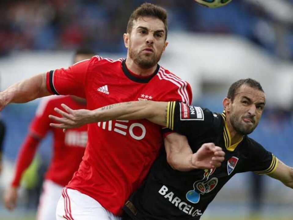 Uma poupança no eixo