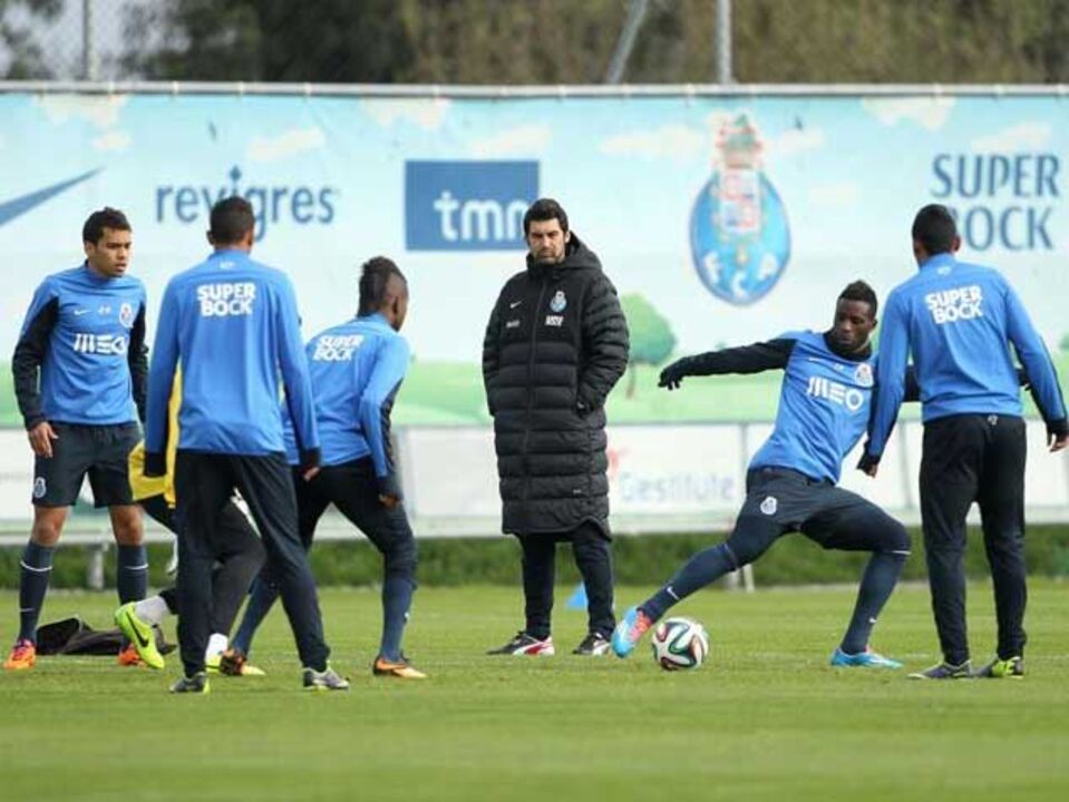 Paulo Fonseca: «Não vejo fraqueza nos adversários»