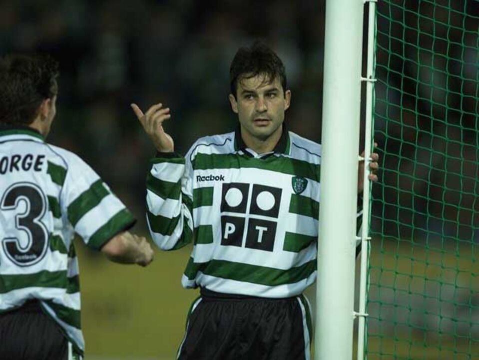 André Cruz: «Estádio cheio? São 11 contra 11»