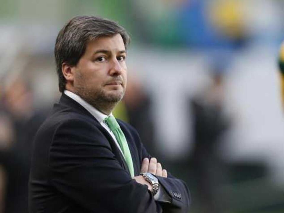 Sporting reafirma que FC Porto "quis" atrasar-se