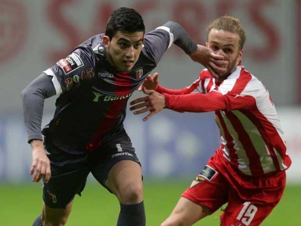 Sp. Braga-Aves, 3-1: Rusescu desatou nó apertado por Paixão