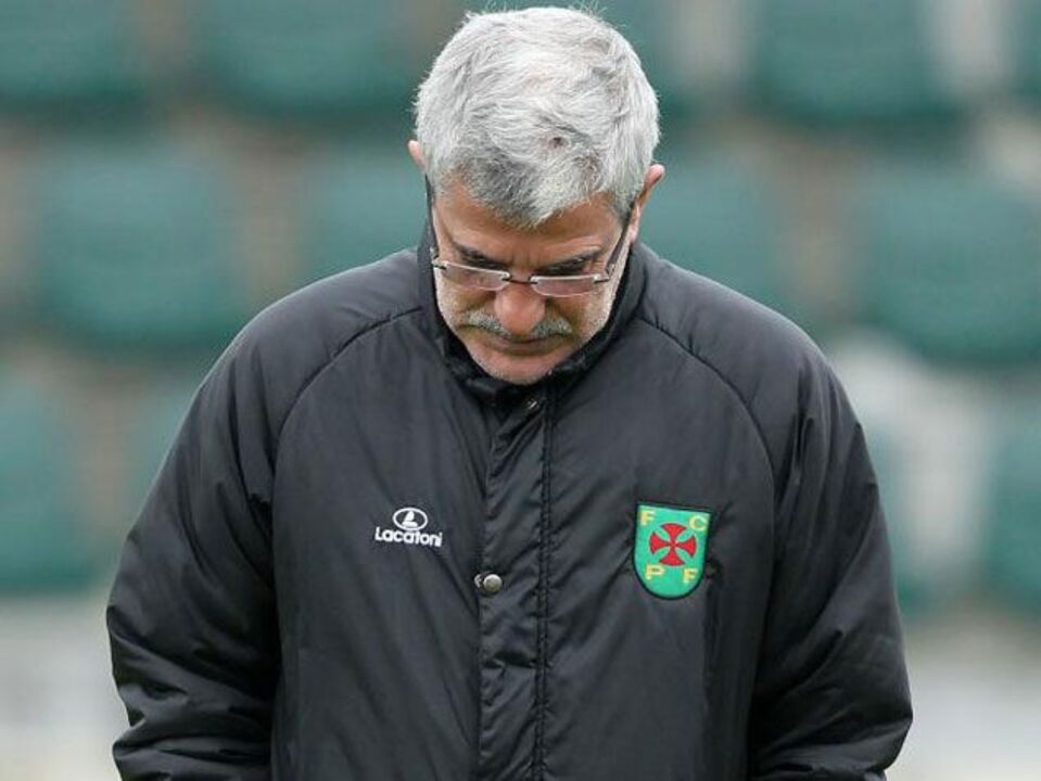 Henrique Calisto: «Quem não tem cão caça com gato»