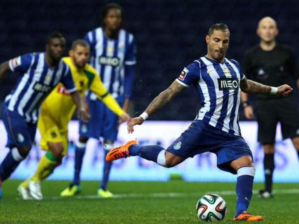 O primeiro penálti de Quaresma