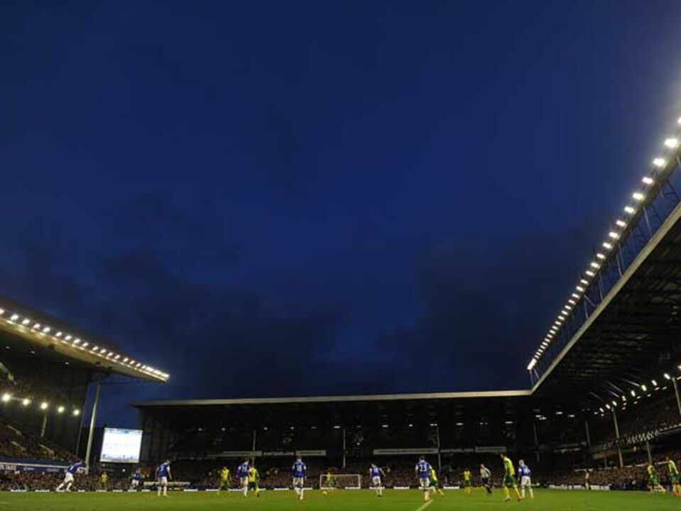 Jogo do Everton adiado por problemas em edifício