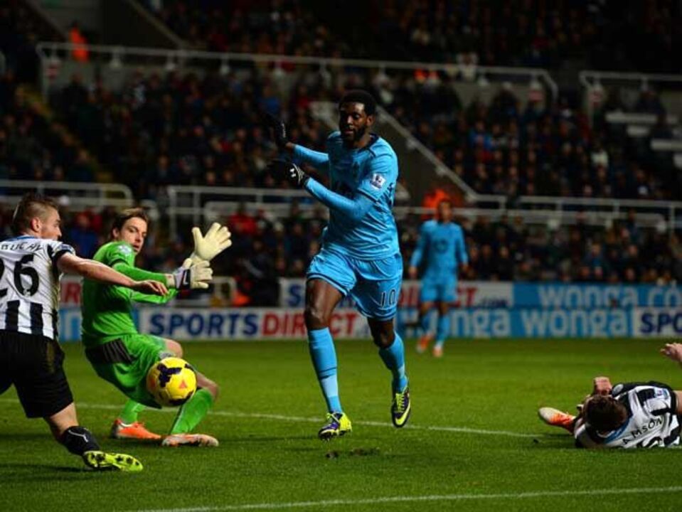 Tottenham goleia em casa do Newcastle (4-0)