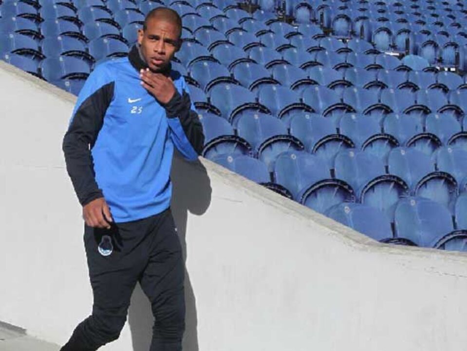 Fernando não foi pré-convocado para jogo da Seleção Nacional