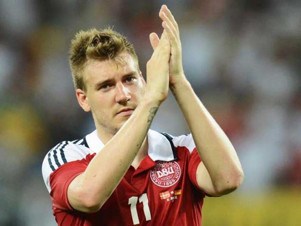 Nicklas Bendtner: «É um excelente grupo»