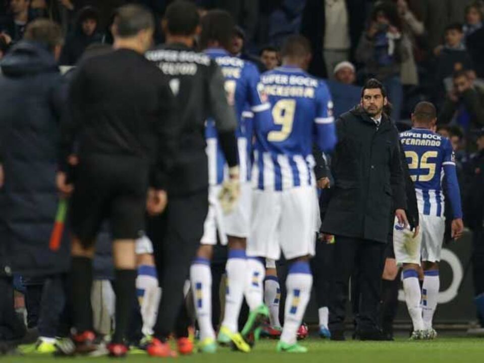 A derrocada passo a passo