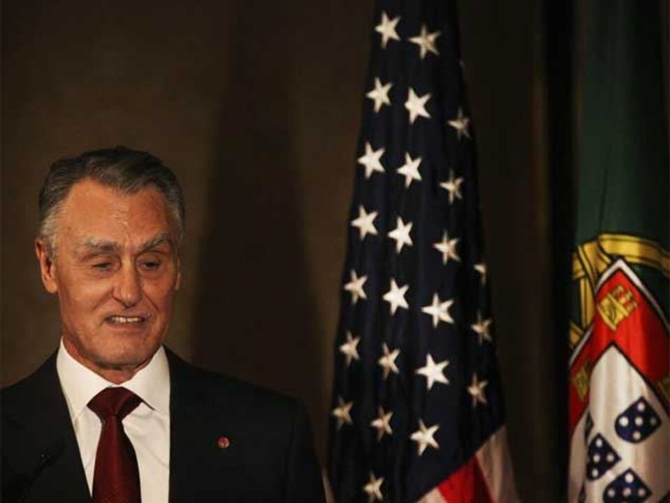 Cavaco Silva lamenta morte de "desportista de exceção"