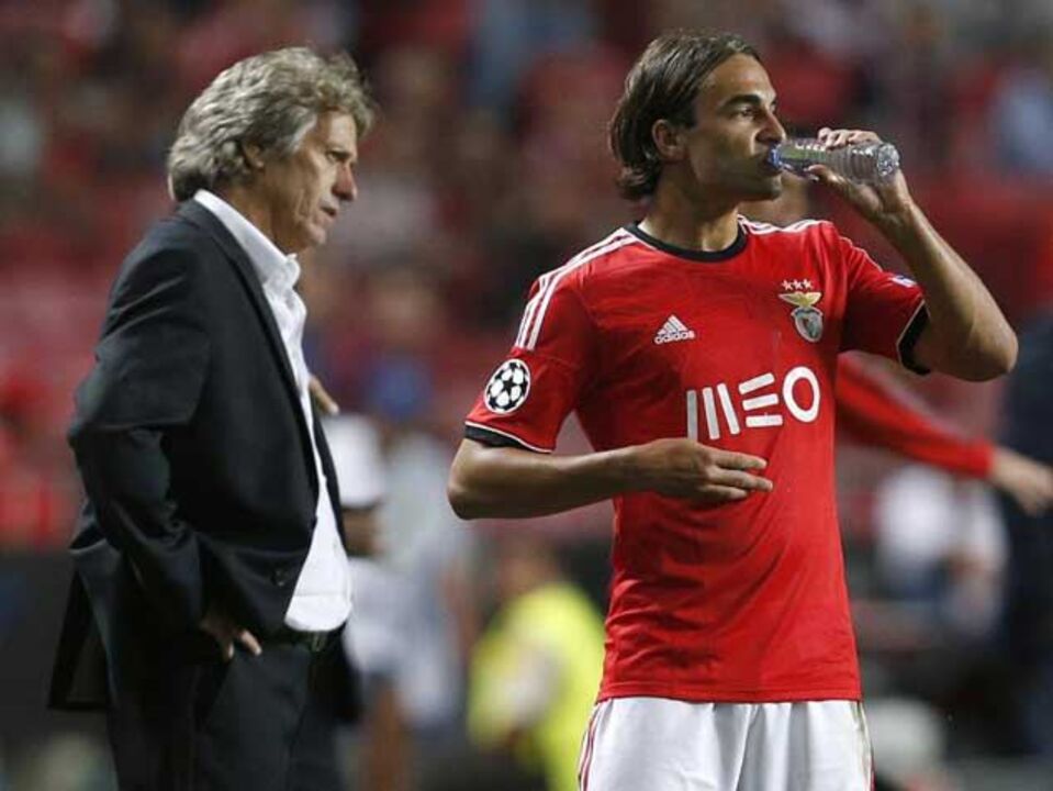 Jesus: «Não dependemos de qualquer jogador»