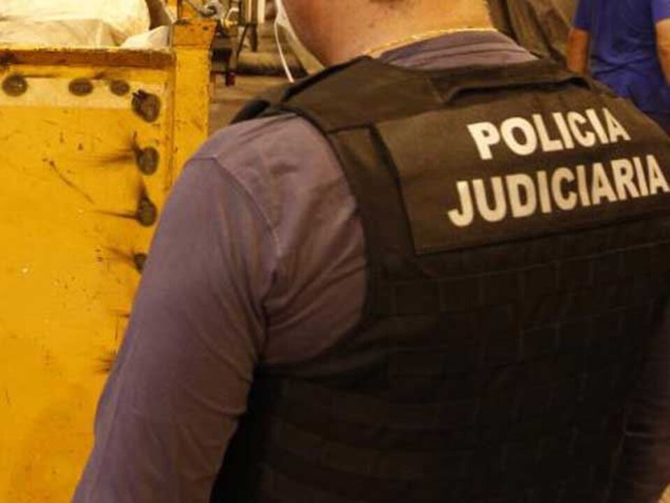 Pai de Carlos Mané procurado por tráfico de droga