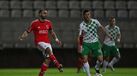 Benfica empata no regresso de Carlos Martins 