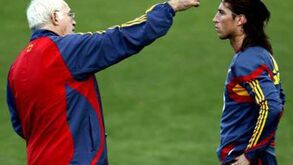 Jogadores choram morte de Aragonés