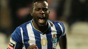 Varela mantém dragões na corrida