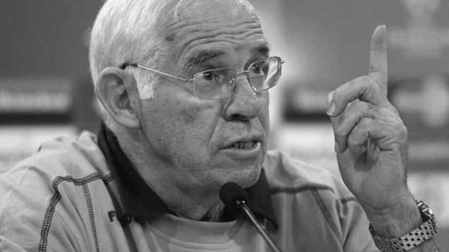 Luis Aragonés morre aos 75 anos