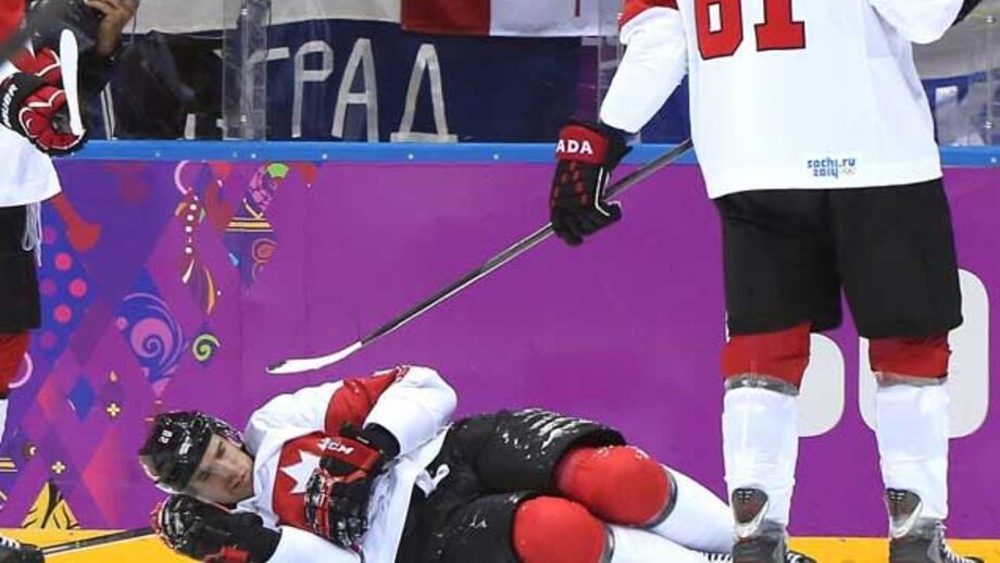 NHL: John Tavares não joga mais esta época