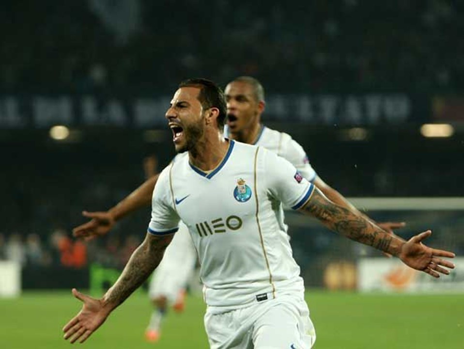 FC Porto e Sporting voltam a apontar baterias à luta pelo título na I Liga  portuguesa