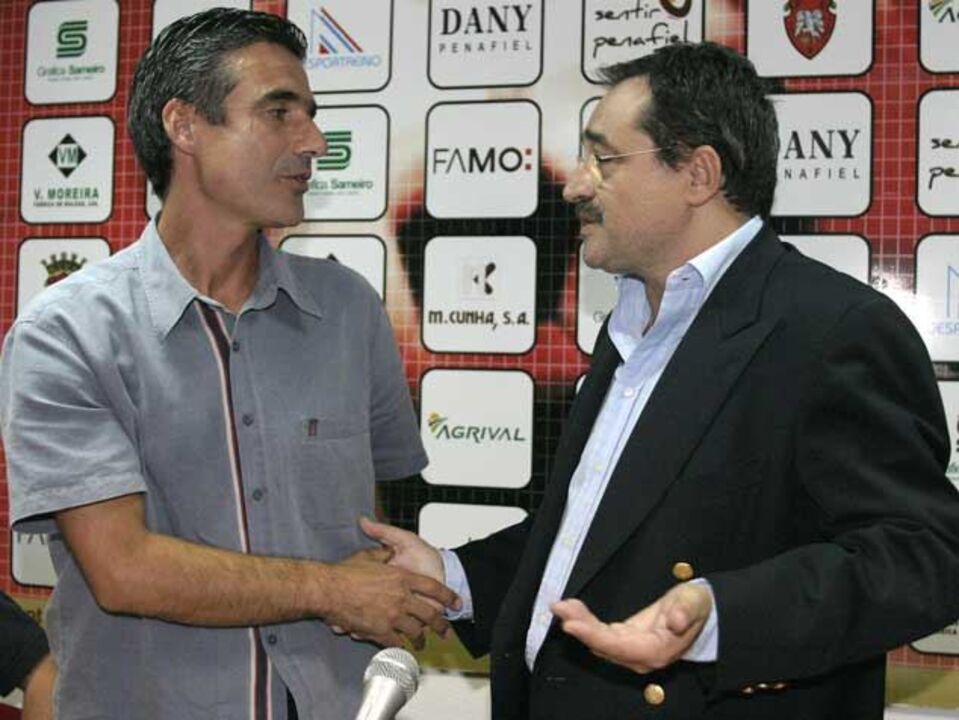 António Oliveira: «Não precisei de falar com ele duas vezes»