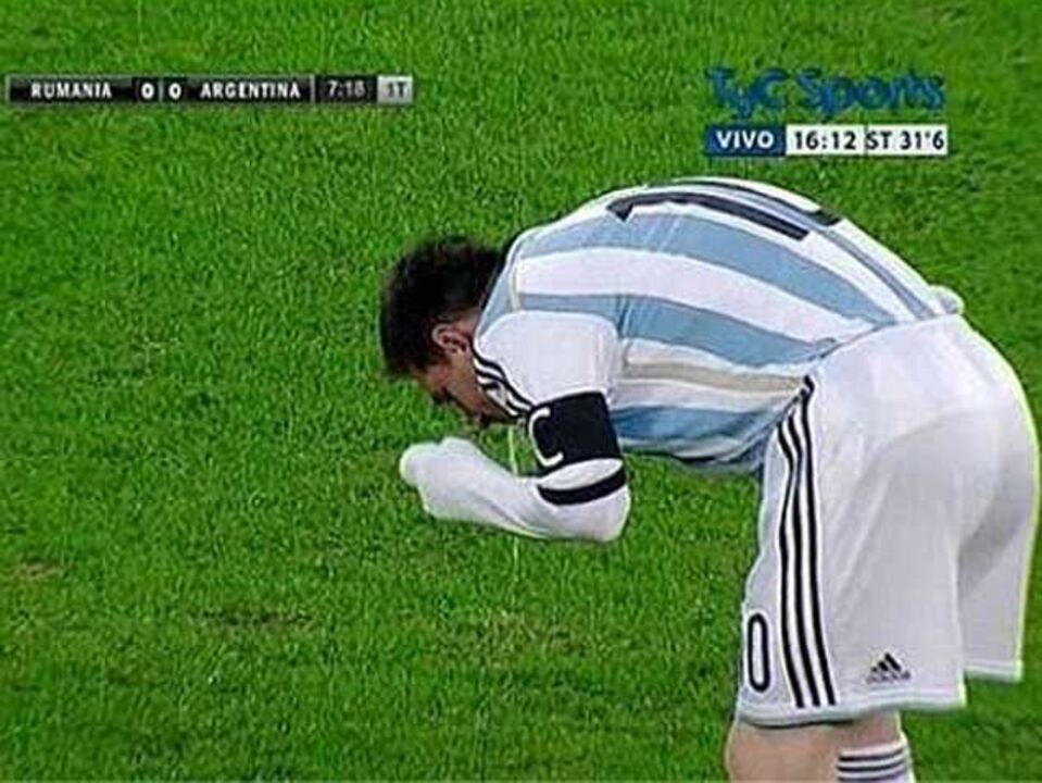 Messi: «Costumo vomitar até em casa...»