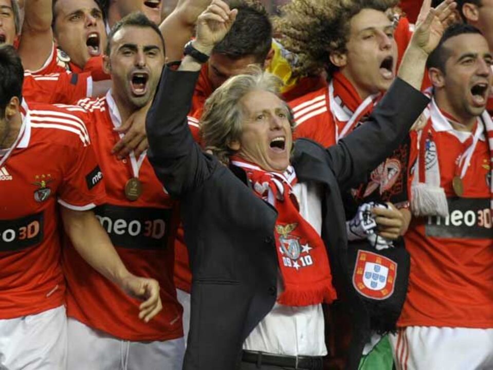 Bom último terço é sinónimo de título para Jesus