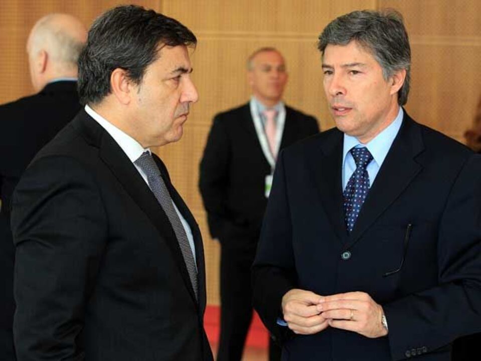 Quem não vai à CAR não perde aceleração