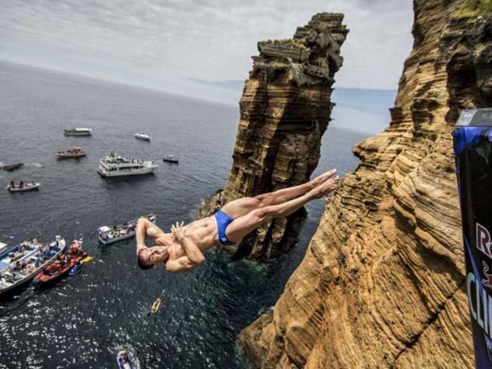Red Bull Cliff Diving regressa aos Açores