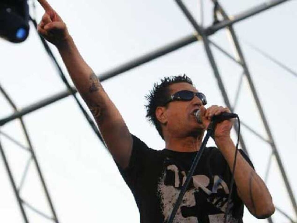 Morreu o vocalista dos Tara Perdida