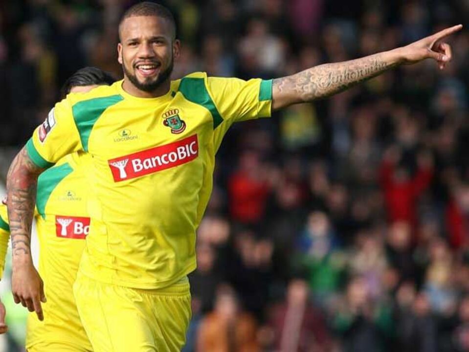 Bis para castores fugirem da descida