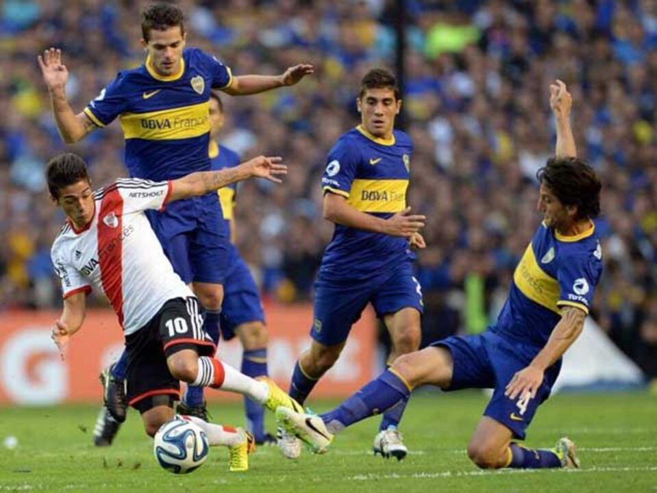 Argentina: Irmão de Funes Mori resolve Superclássico