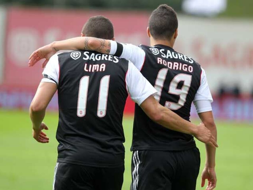 A três vitórias de garantir o 33.º título