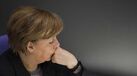 Angela Merkel respeita decisão de Uli Hoeness