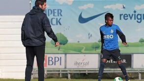 Kelvin regressa aos convocados 