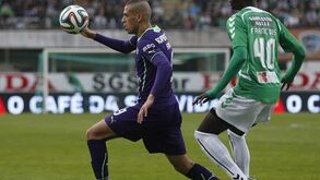 À procura de Slimani