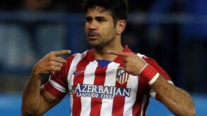 Atlético Madrid vence e é líder isolado (1-0)