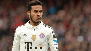 Thiago Alcântara junta-se a lote de azarados