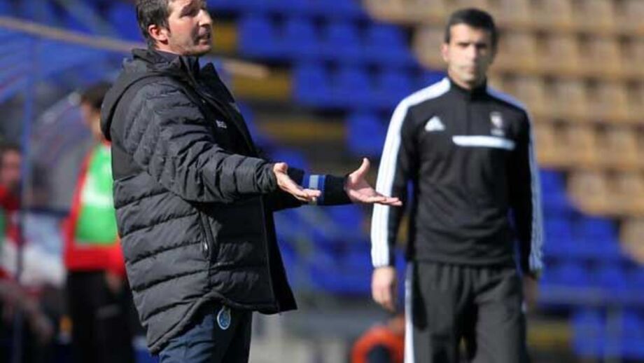 Folha e José Tavares na equipa técnica de Luís Castro